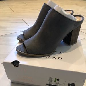 LC Lauren Conrad Gray Mules